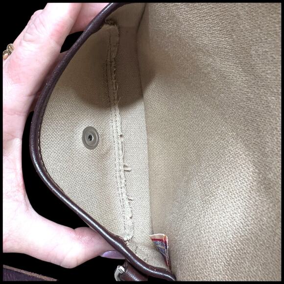 DOONEY AND BOURKE Flap Wristlet Leather Signature Logo Removable Strap DB142 - Picture 6 of 8